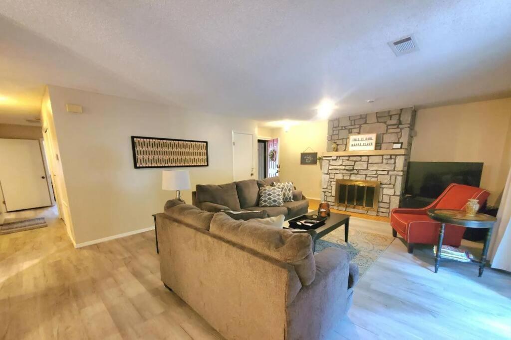Hidden Gem 3Bd/2Bth 1Levl Villa Hot Springs Village Exterior photo